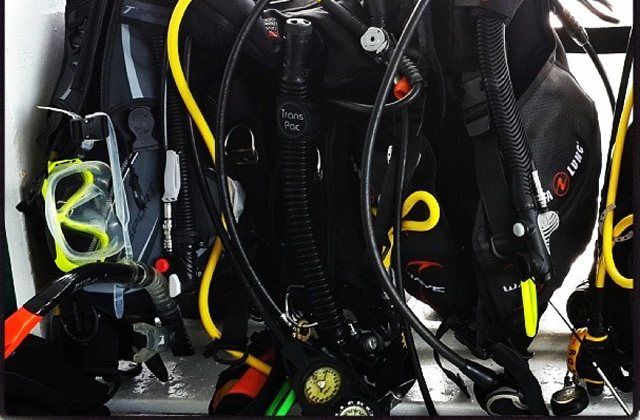 Scuba Gear Packing Tips for Liveaboards and Diving Holidays