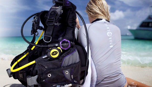 Scuba Gear for Women: Cute Aqua Lung Diving Accessories