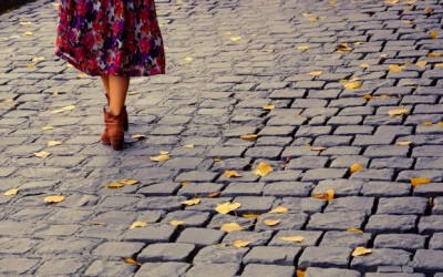 Walking in Heels: An Instruction Guide to Conquer Italy’s Cobblestones