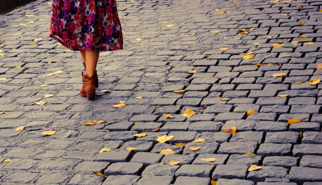 best shoes for walking on cobblestones