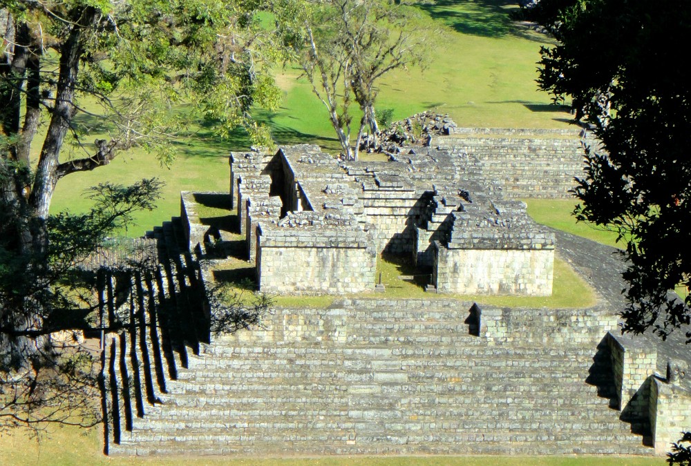 What to Wear in Honduras: Ruins, Islands, and Cities