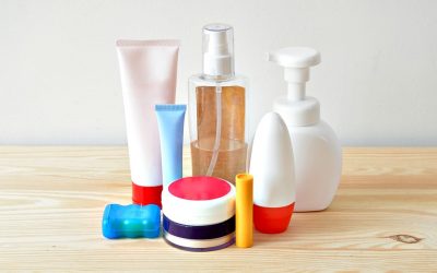 The Ultimate Guide to Travel Toiletries (with Printable Checklist)