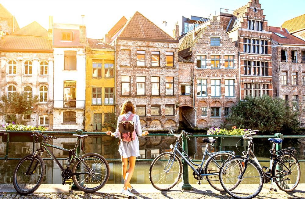 The Ultimate Guide to Packing for Europe in Summer - The Ultimate GuiDe To Packing For Europe In Summer