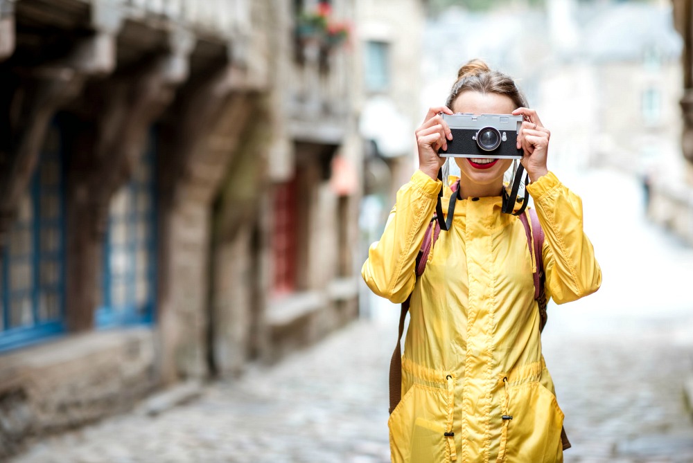 travel-raincoats-for-women