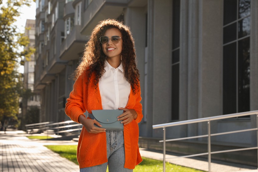 What’s the Best Fanny Pack for Travel? Should I Wear One?