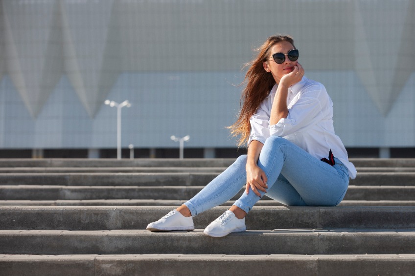 Best White Button Down Shirt for Women to Pack for Travel: 14 Options!